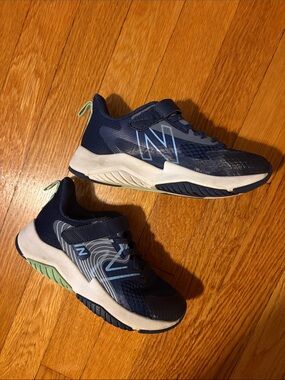 New Balance Kids Navy Blue and Light Blue Sneakers